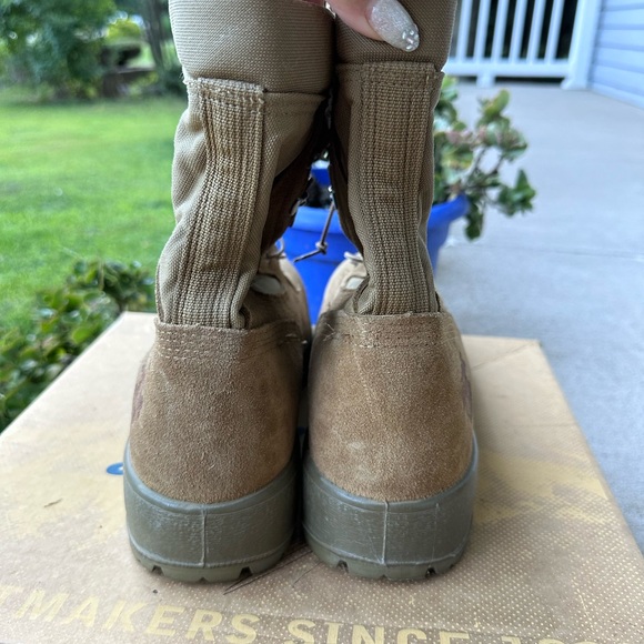 Military Boots - Picture 3 of 5